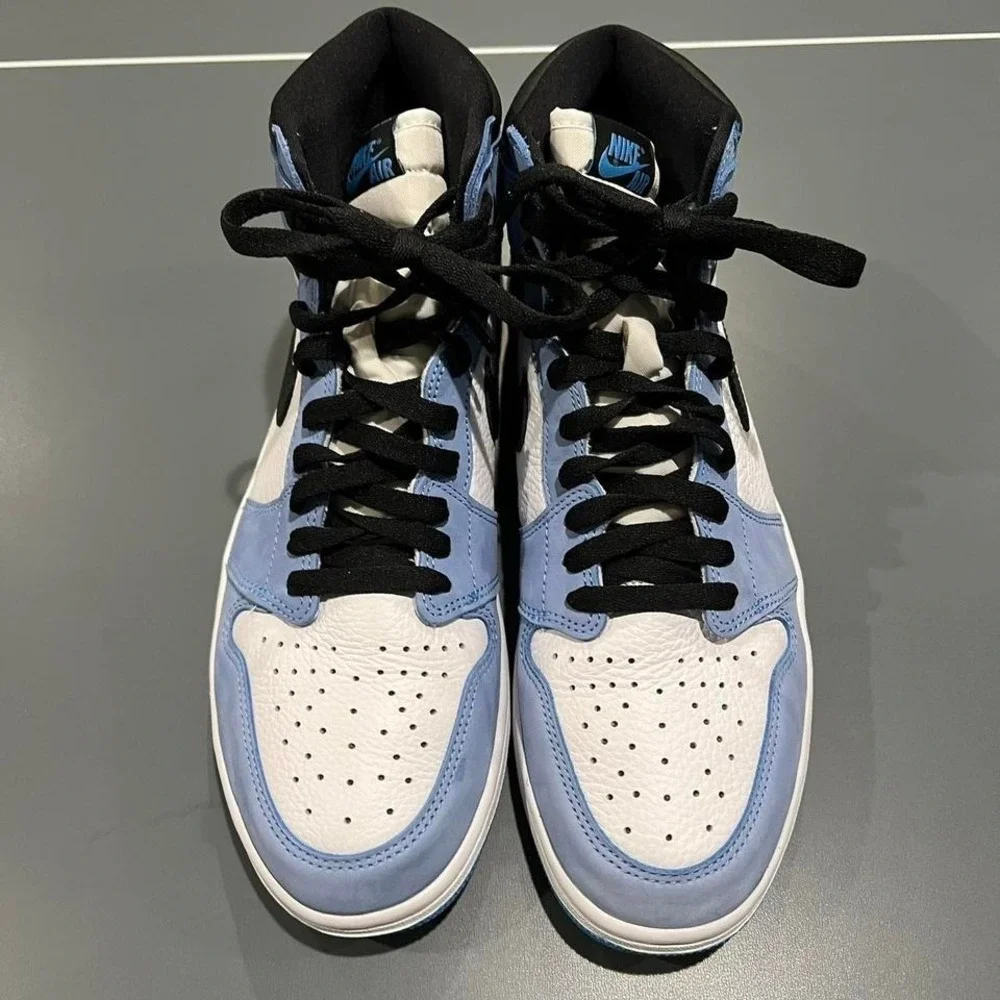 Jordan 1 low university blue UNC Sku 555088 134 Size 11.5